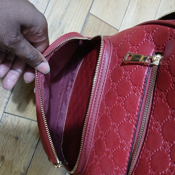 Red backpack - Picture 6 of 6